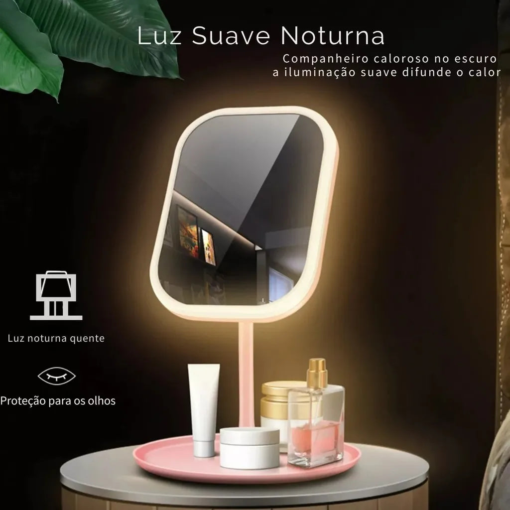 Espelho de mesa com iluminação de luz suave noturna, ideal para fazer maquiagem e proteger os olhos em ambientes escuros, promovendo conforto visual. Produto decorativo e funcional.